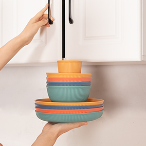 lightweight dinnerware set