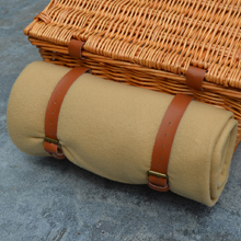 Basket leather harness with blanket