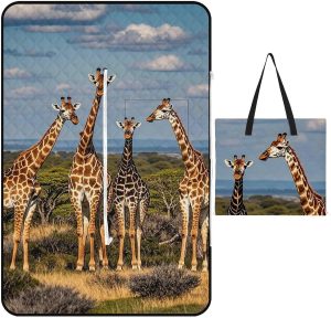 Giraffe Family Picnic Blanket with Zippered Tote Bag, Waterproof Portable Outdoor Blanket, Lightweight Foldable Outdoor Mat for Beach, Camping, Park, 150x100cm