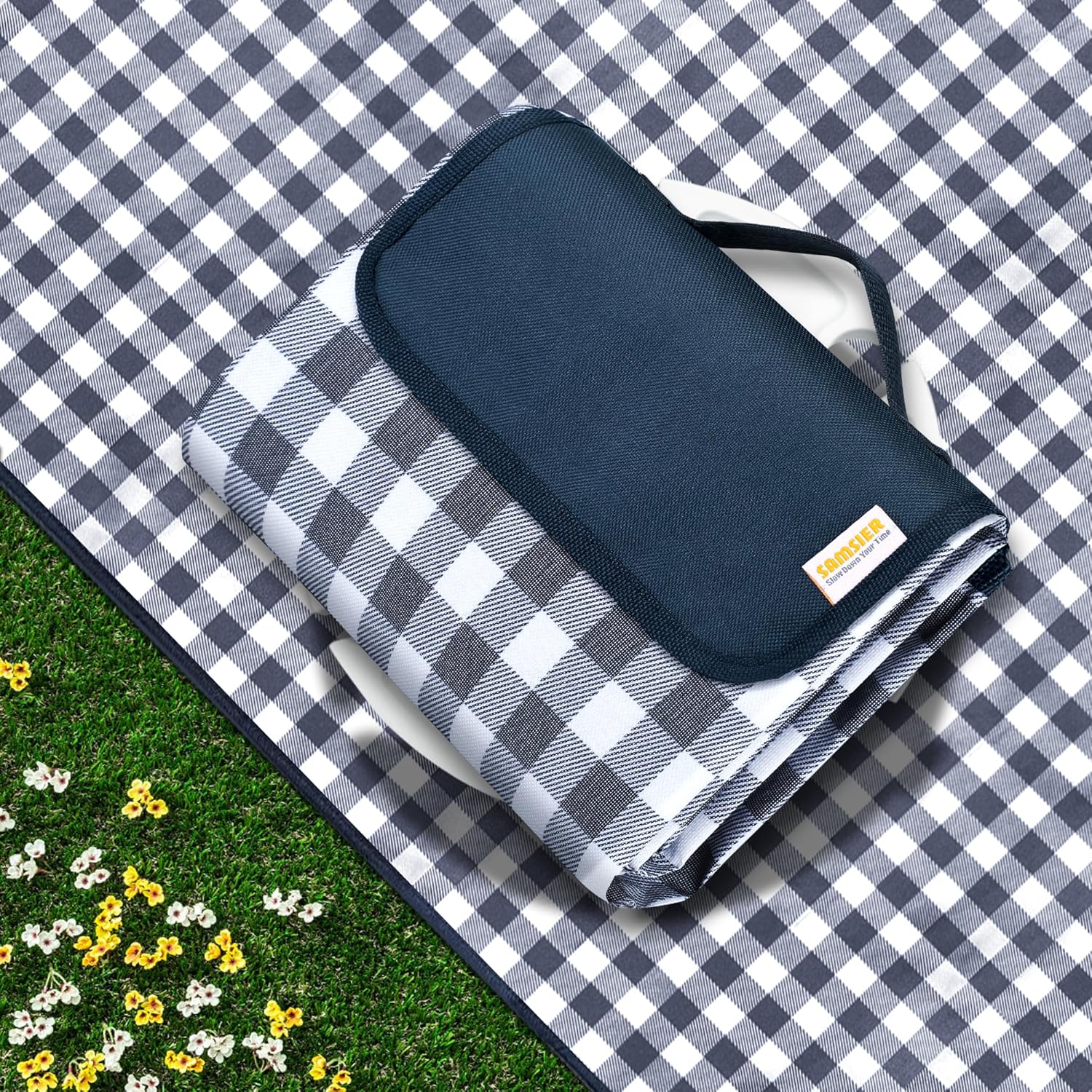 Outdoor Picnic Blankets Waterproof Foldable, Large Beach Blanket Sandproof, Gingham Picnic Mat Cute Washable Portable (Navy Blue, 60"×80")