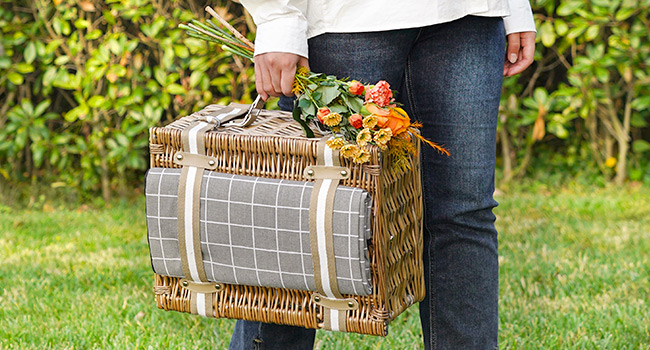 picnic basket