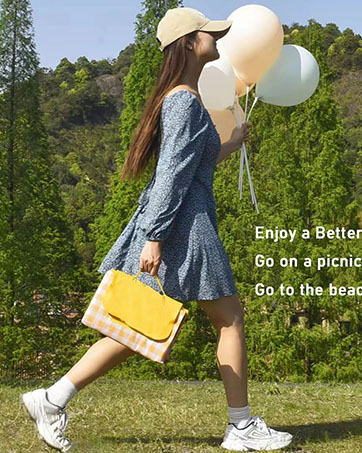 Large Picnic Blankets