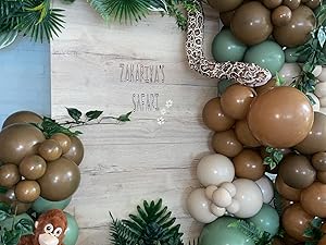 green brown balloons